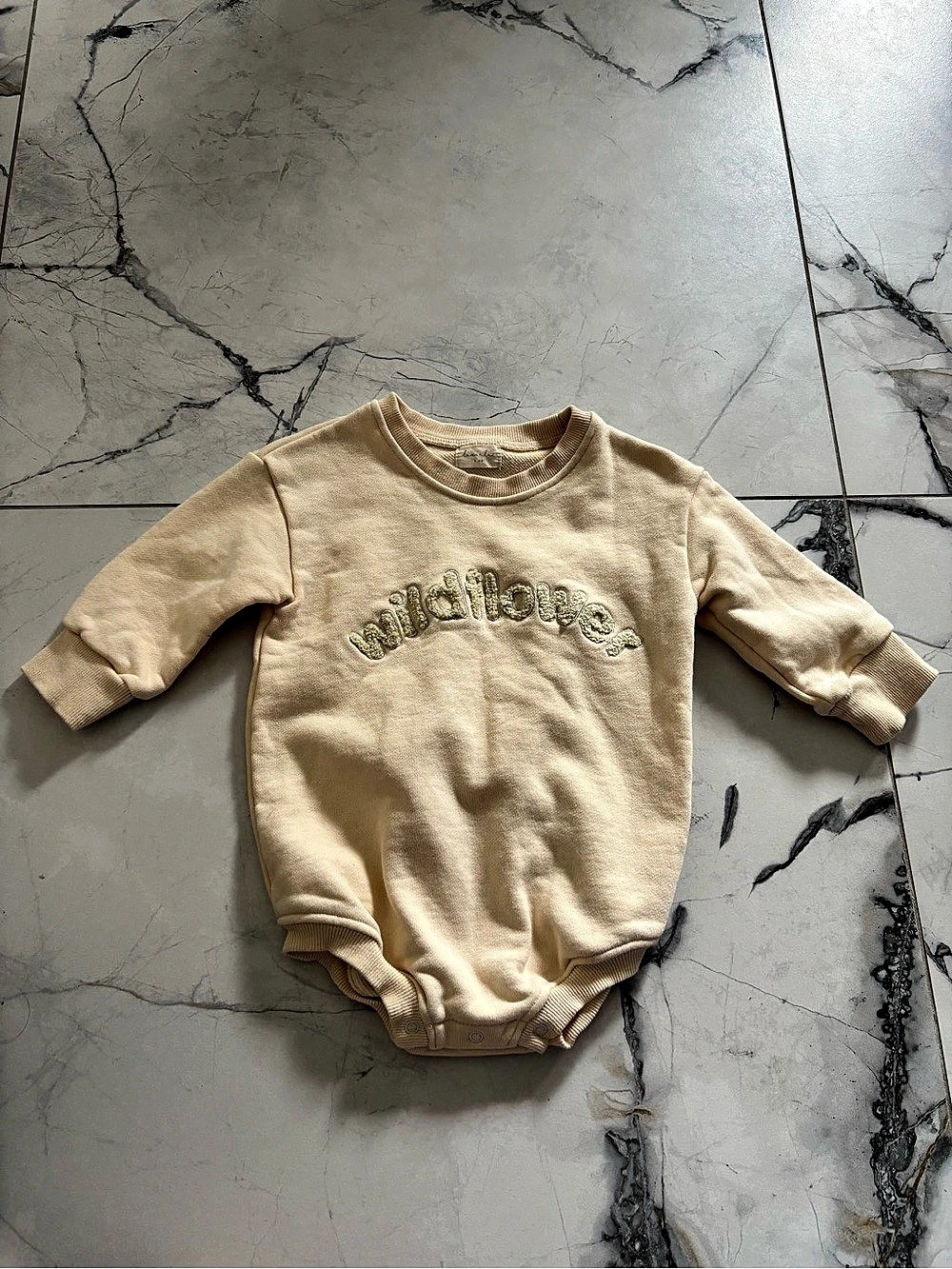 Luna+Luca Baby Bodysuit Cream Size 1M
